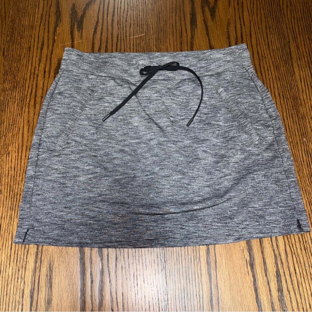 Athleta Knit Drawstring Zipper Pockets Heather Gray Skort/Skirt Size XS